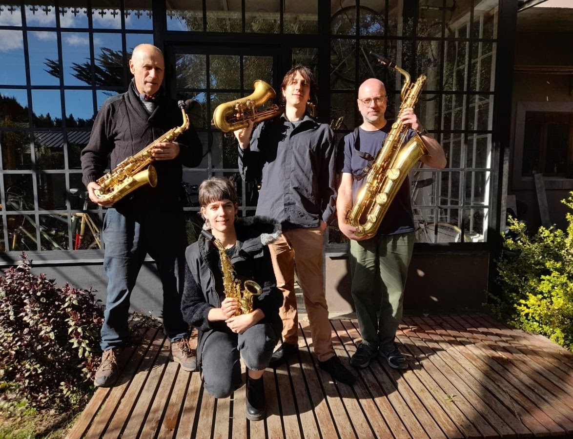 MetaSax saxophone quartet performing in Bariloche